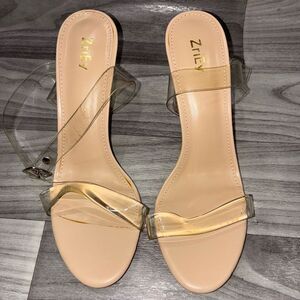 ZriEy Clear Strap Lucite Block Heels Size 8.5M Nude Transparent Mules